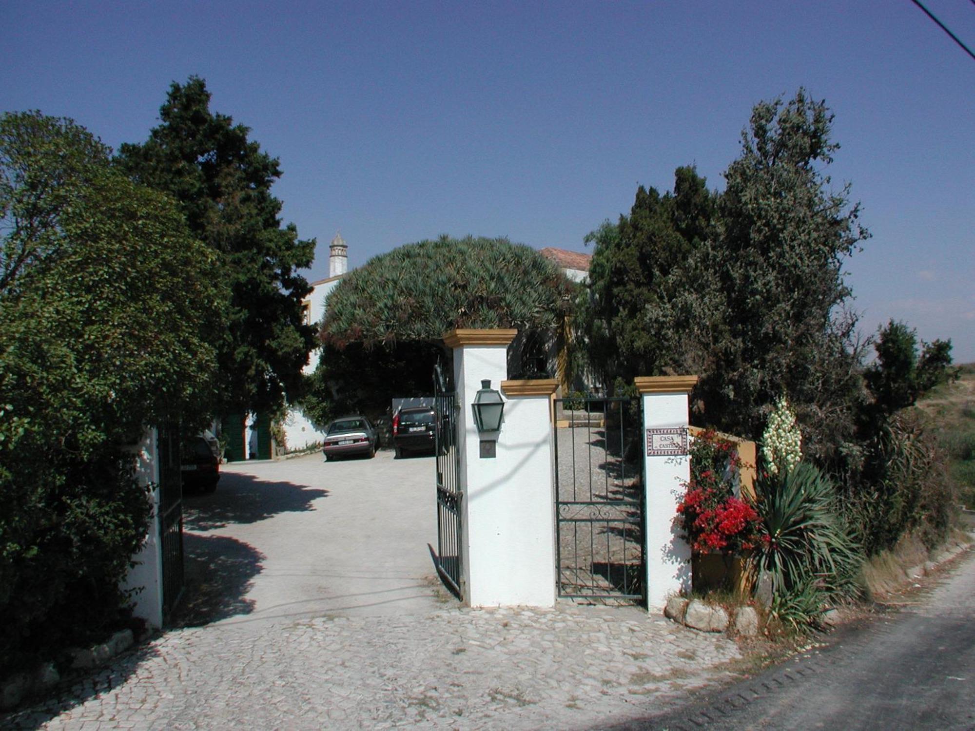 Casa Do Castelo - Turismo De Habitacao Bed & Breakfast Atouguia Da Baleia Bagian luar foto